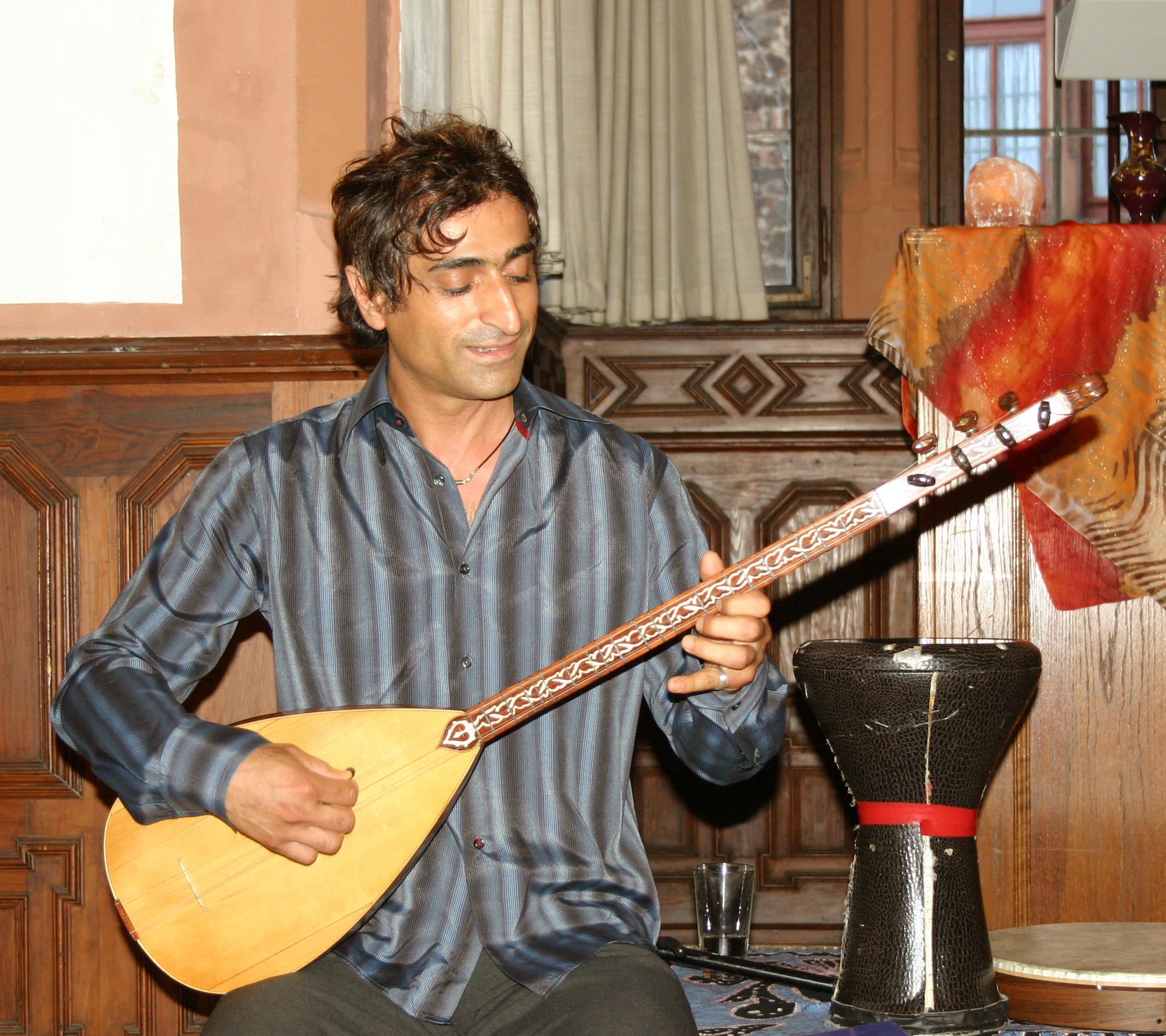 saz instrument