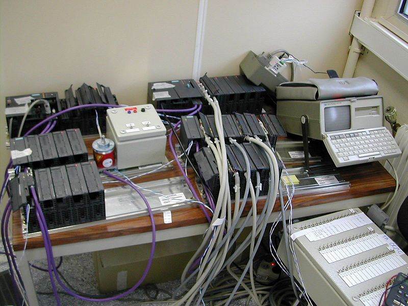 omron plc software