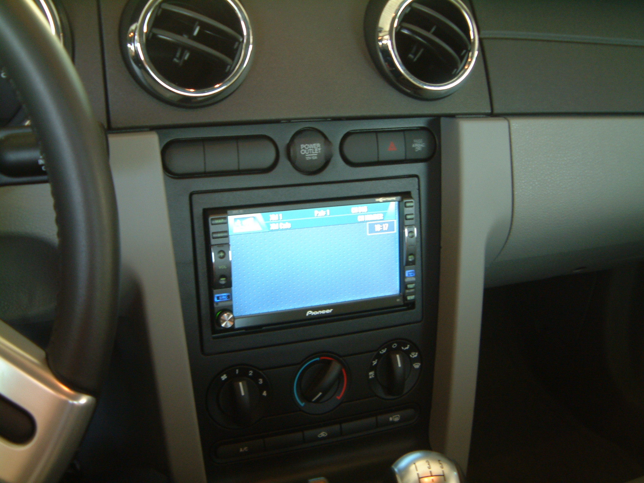 pioneer avic d1 gps