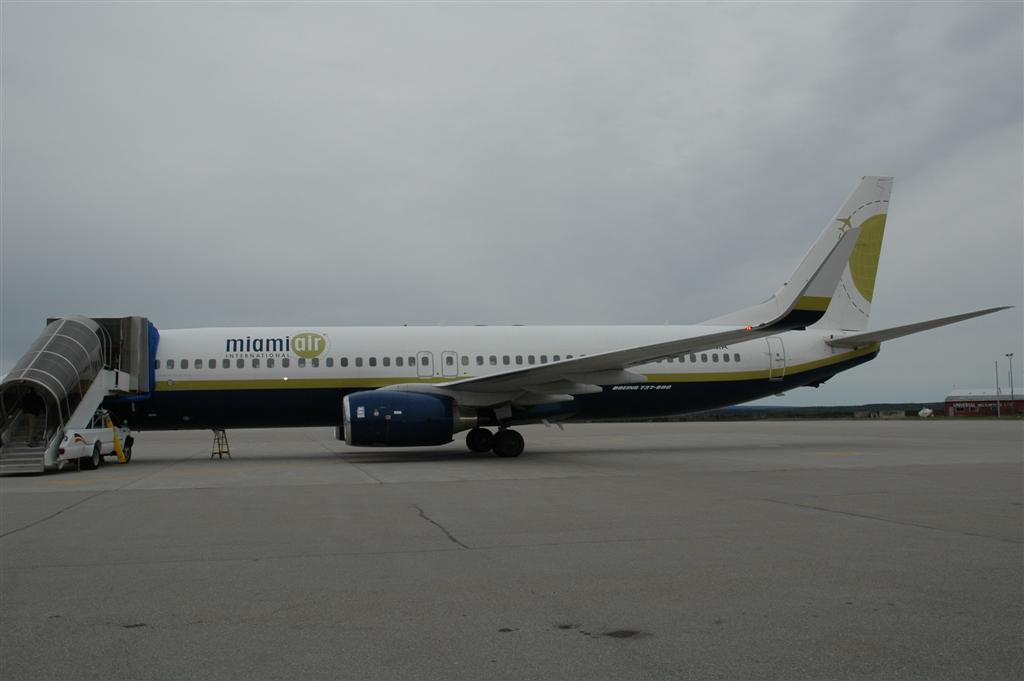 iad flight tracker