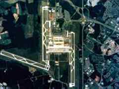 iad flight tracker