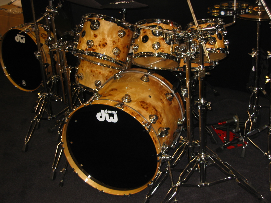 dw drum set
